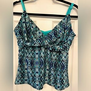 Women’s Tankini top XL